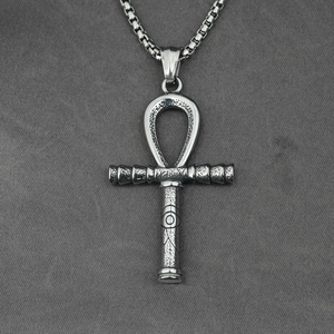 Vintage Silber Ankh Kreuz Anhänger Kette für Herren mit strukturierter Oberfläche und Gliederkette