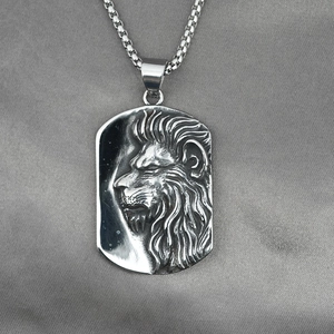 Retro Löwenkopf Relief Anhänger Halskette aus antikem Silber Edelstahl mit Box Kette