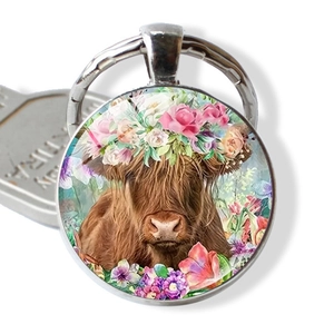 Highland Cow Floral Garland Keychain Zinc Alloy Glass Cabochon Artistic Animal Keyring Silver Tone Gift For Women Men