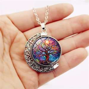 Collier pendentif lune Arbre de Vie coloré avec chaîne argentée pour femme
