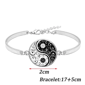 Bracelet Yin Yang en argent avec chaîne réglable et pendentif en verre de 2 cm