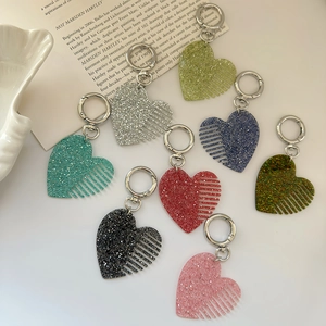 Lot de 8 porte-clés peigne en forme de cœur à paillettes en couleurs variées pour sacs