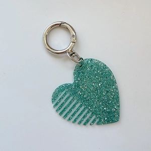 Porte-clés peigne en forme de cœur à paillettes bleu sarcelle avec anneau argenté
