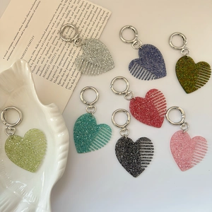 Porte-clés Peigne à Paillettes en Forme de Cœur en Acétate Pour Femmes Accessoires de Suspension pour Sac Voiture Cadeau Mode
