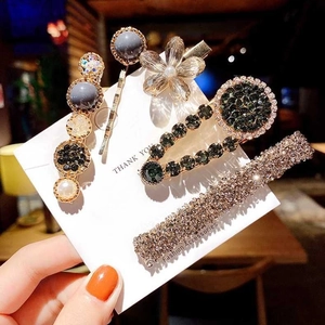 Elegant Alloy Rhinestone Faux Artificial Pearl Hair Clip Set Vintage Floral Star Bear Hairpins For Women Party Daily Hair Styling