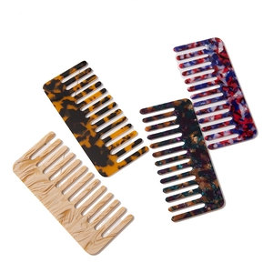 Set di pettini per capelli in acetato a denti larghi con motivi tartarugati e floreali
