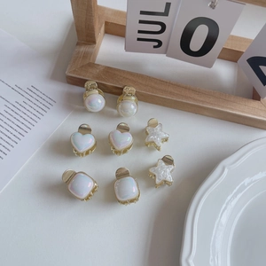 Mini Pince à Cheveux en Alliage d'Or et Perle Artificielle Géométrique Étoile Coeur Carré Petites Barrettes pour Femmes