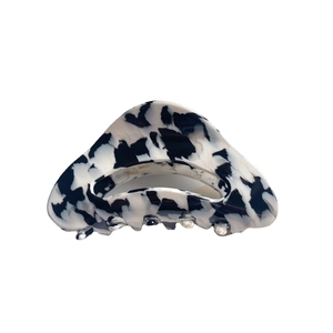 Elegant black and white marble acetate hair claw clip for women's French hair style