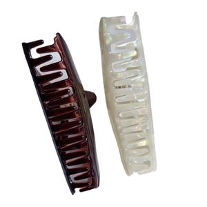 Lot de grandes pinces à cheveux en acide acétique marron ambre et blanc perlé élégantes