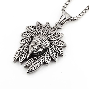 Vintage silver Indian chief pendant necklace with detailed feather headdress and box chain