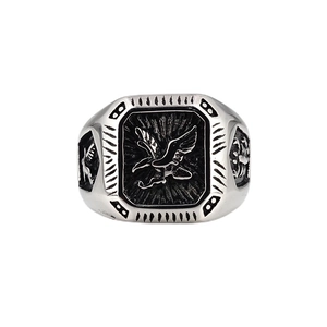 Anello sigillo aquila hip hop retrò da uomo in finitura argento con motivo aquila vintage