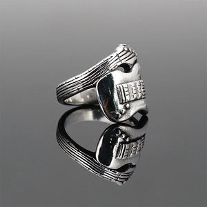 Retro punk electric guitar shaped silver stainless steel ring for men in creative design