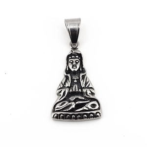Vintage oxidized silver Buddha head pendant with intricate details for hiphop necklace
