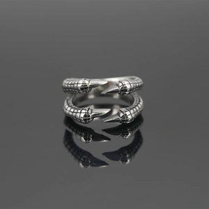Vintage Titanium Steel Dragon Claw Ring For Men Punk Gothic Eagle Talon Finger Ring Retro Biker Jewelry Gift Steel Color