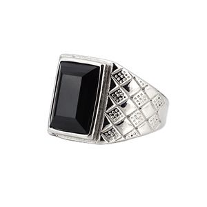 Vintage silver-tone stainless steel men's ring with a large rectangular black gemstone center
