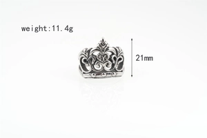Macro detail of crown ring showing 21mm height, 11.4g weight and vintage carvings