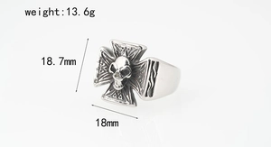 Macro detail of gothic skull and cross ring with precise weight and size dimensions