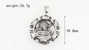 Detailansicht Steampunk-Zahnradanhänger mit 39,8 mm Höhe und 26,7 g Gewichtsangabe