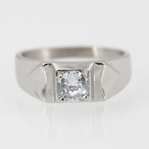 Bague classique en acier inoxydable pour homme avec diamant rond et facettes géométriques