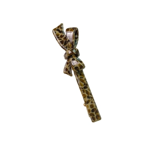 Cute leopard print acetate hair clip with bow knot design for women's hairstyling