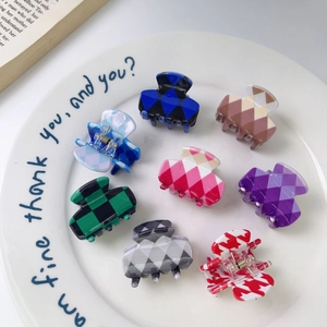 Mini acrylic hair claw clips set with checkered and houndstooth patterns for girls