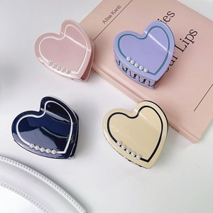 Molletta per Capelli in Acetato a Forma di Cuore con Künstliche Perle Finta Elegante Clip a Squalo per Capelli Donna Gioielli