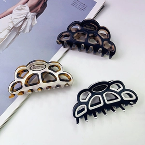 Lot de trois pinces à cheveux françaises en acétate avec design creux bicolore