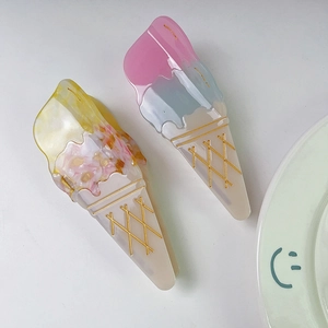 Pinces à cheveux en forme de cornet de glace en acétate marbré et pastel