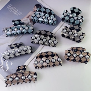 French Retro Checkerboard Pattern Hair Claw Clip With Artificial Pearl Accents Acetate Elegant Shark Clip Hair Accessories For Women