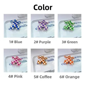 Pinces à cheveux en forme d'étoile à damier en six couleurs, dont bleu, rose et vert