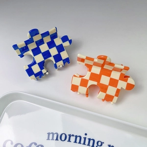 Pinces à cheveux puzzle à damier tendance en bleu et orange pour femmes en acétate