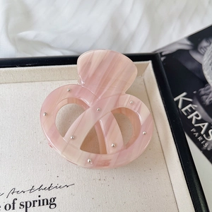 Pinza per capelli in acetato marmorizzato rosa con perline d'argento in scatola regalo