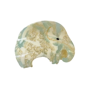 Cute elephant-shaped acetate hair claw clip with morandi marble texture and handmade detail