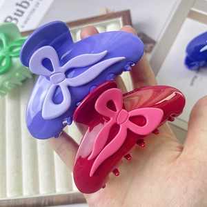 Pinces à cheveux chic en acétate avec nœud en violet et bordeaux pour le style Y2K