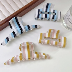 Pinces à cheveux en acétate à rayures bleues et roses, motifs rectangulaires et courbés