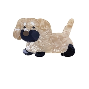 Graziosa pinza per capelli a forma di cane in acetato marmorizzato color crema