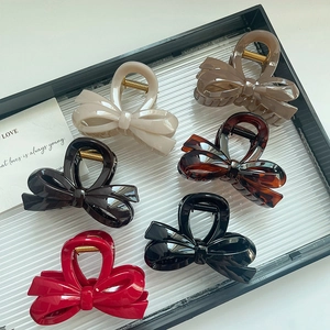 Grande Pince à Cheveux Nœud Papillon pour Femme Matériau PC Brillant Nœud 3D pour Coiffure Doux Accessoire Cheveux