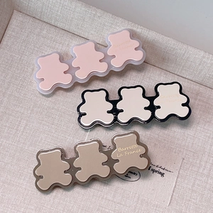 Lot de 3 barrettes en forme d'ours en acétate rose, noir et blanc et coloris kaki