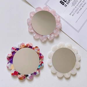 Handmade Acetate Flower Shaped Mini Pocket Makeup Mirror Vintage Sunflower Portable Small Round Mirror For Travel Women Girls
