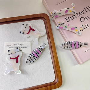 Lot de 5 barrettes à cheveux en acétate motif chat porte-bonheur et poisson nacré