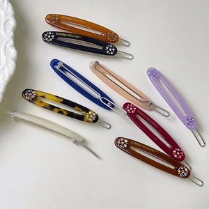 Elegante Haarspangen aus Harz mit Strasssteinen in verschiedenen Farben und Blumenmustern
