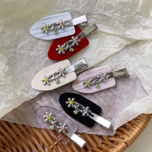 Pinzas para el Cabello de Metal y Acetato con Flores Dulces para Mujer Pinza de Pato Hecha a Mano con Diamantes de Imitación
