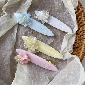 Pince à Cheveux Bec de Canard en Acétate Fleur Douce Style Coréen Avec Fausse Künstliche Perle Élégante Pince à Frange pour Femmes Filles
