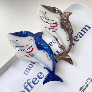 Creative Shark Shape Hair Claw Clip Acetate Marble Texture Large Nonslip Hair Catch Barrette Ocean Style Accessory For Women