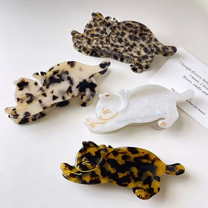 Acetate Cat Shape Hair Claw Clip For Women Cute Animal Tortoiseshell Leopard Print Large Shark Clip Back Head Bun Hair Accessories