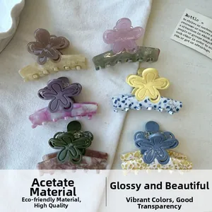 Set of 6 acetic acid flower hair claws with elegant marble texture and smooth finish