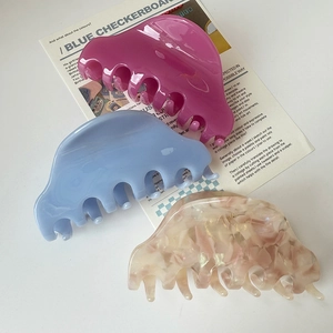 Eleganti mollette per capelli a semicerchio in acetato viola, blu e marmo floreale