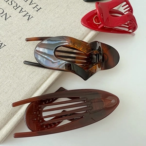 Pinces à cheveux plates en forme de cœur rouge, écaille et ambre pour coiffure femme