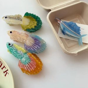 Pinces à cheveux en acétate série poissons marins aux formes élégantes pour coiffure