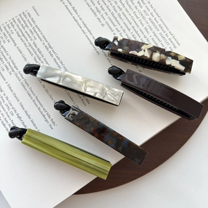 Elegant Korean Acetate Banana Hair Clip Vintage Marble Tortoiseshell Pattern Handmade Twist Clip For Women Hair Styling